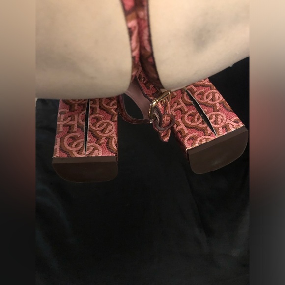 COACH NWOT LOGO PRINTED BLOCK HEEL - Picture 6 of 6